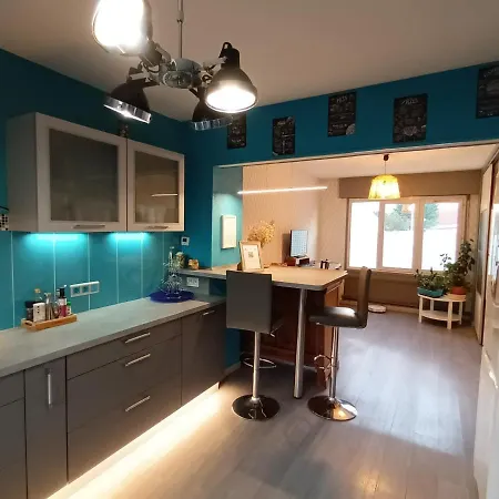 Grande Maison Familiale 300 M De La Et Du Centre Сasa de vacaciones *