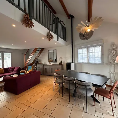 Сasa de vacaciones Grande Maison Familiale 300 M De La Et Du Centre *