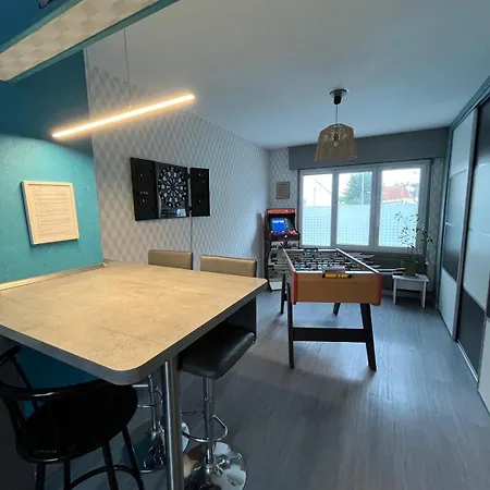 Grande Maison Familiale 300 M De La Et Du Centre *